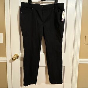 Gloria Vanderbilt Avery All American Slimming Effect Pull On Elastic Waist pants